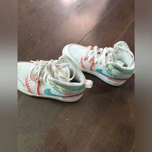 Kids Nike girl high tops size 13
